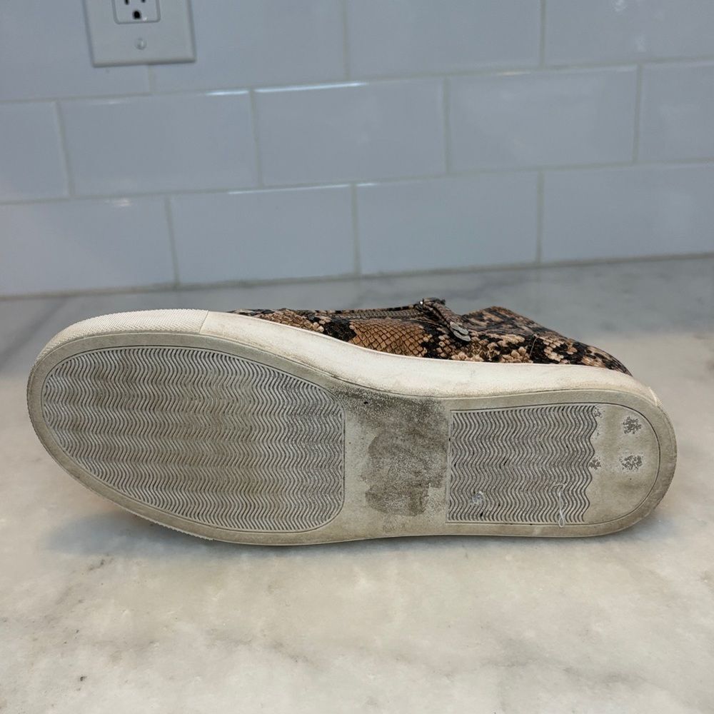 Steve Madden Shoe Boot Sneaker Caliber Hidden Wedge Snakeskin Python Booties - Picture 12 of 17